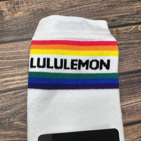 Lululemon Men's Daily Stride Crew Sock *Stripe NWT Size XL (Rainbow White) - Picture 4 of 11